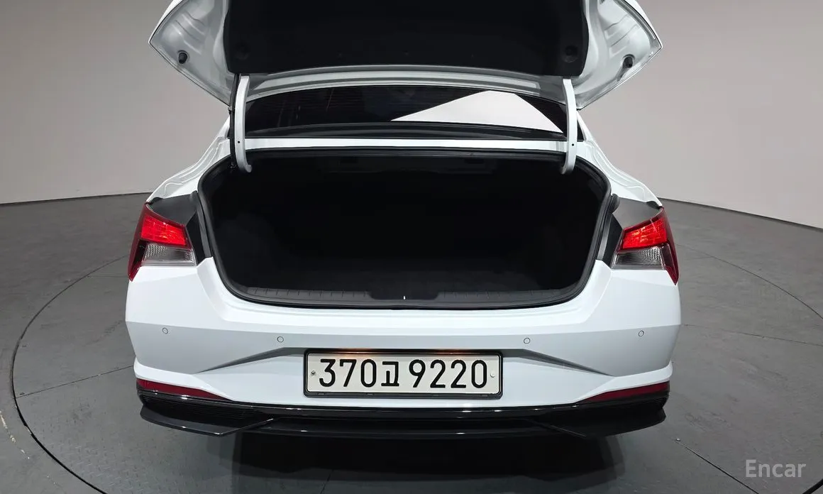 Фото 20 - Hyundai Avante