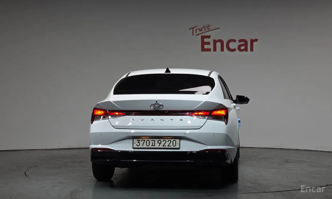 Фото 4 - Hyundai Avante