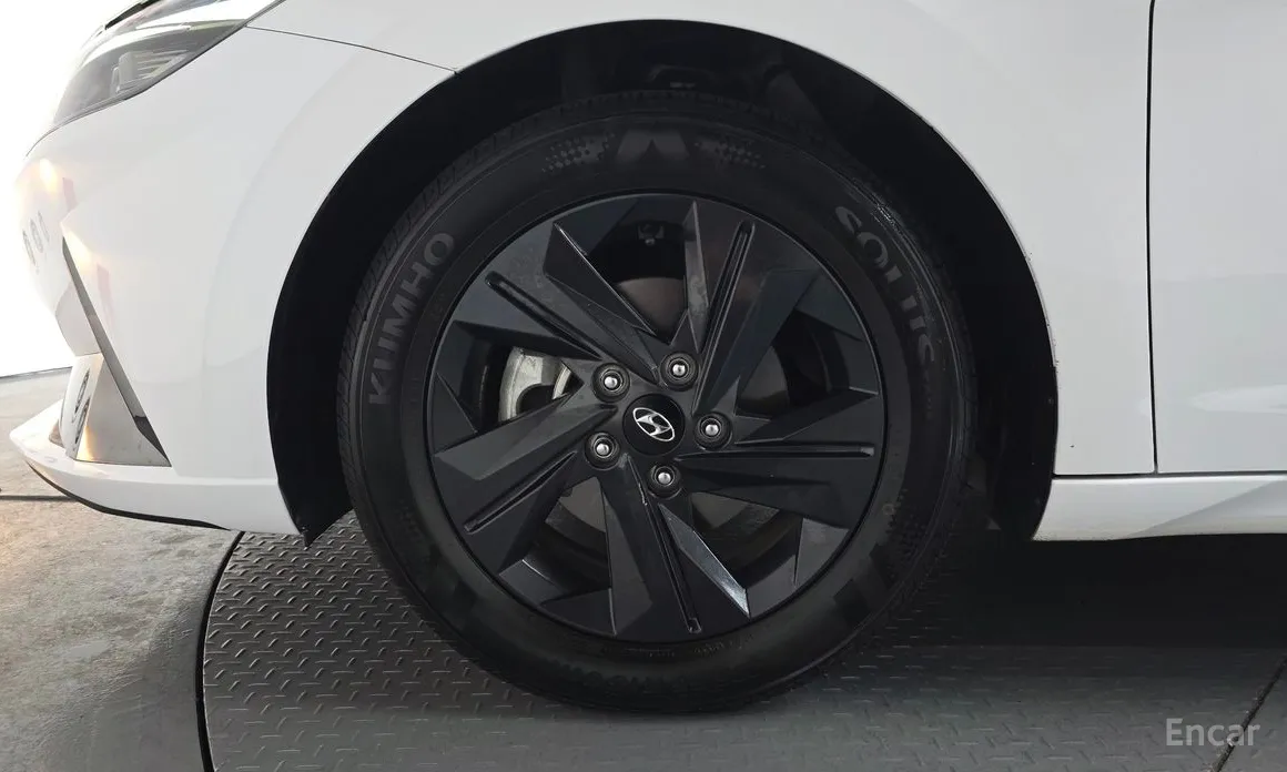 Фото 5 - Hyundai Avante