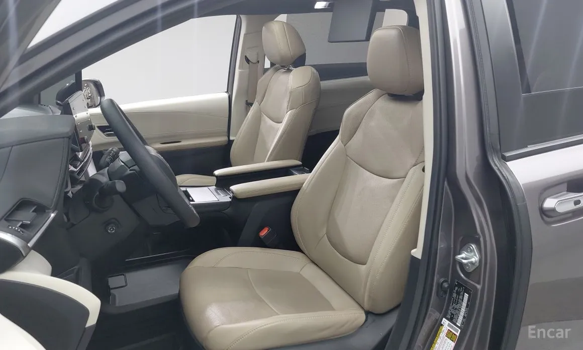 Toyota Sienna 2020 2.5 Hybrid 2WD