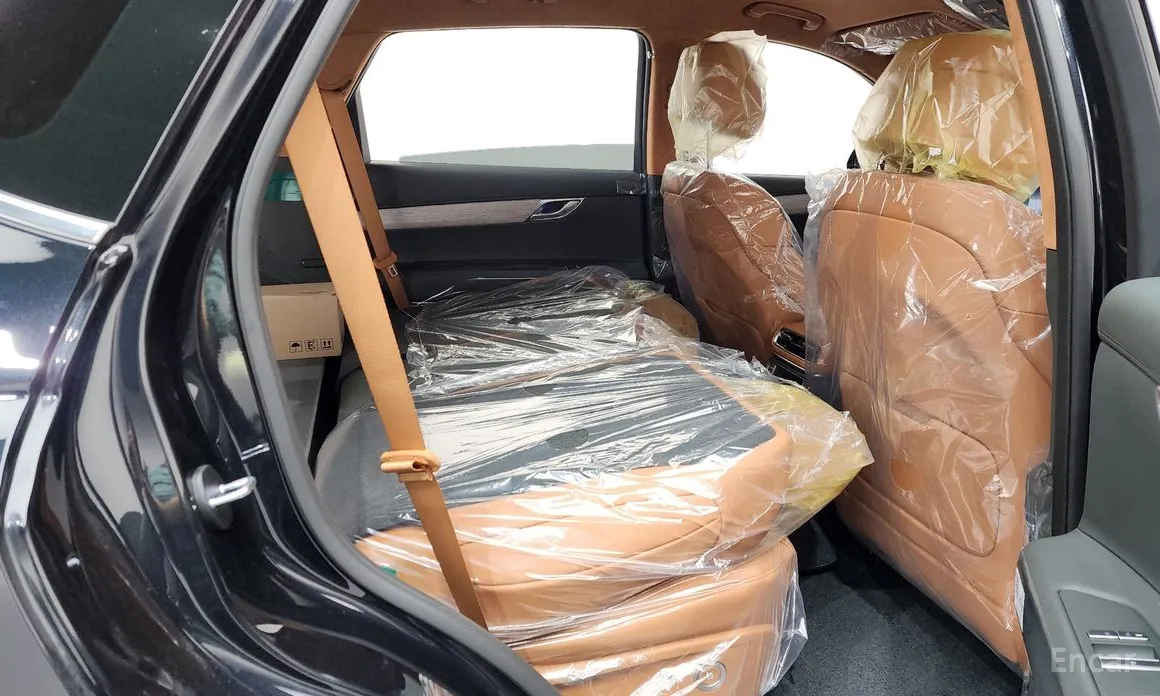 Фото 12 - Genesis GV80