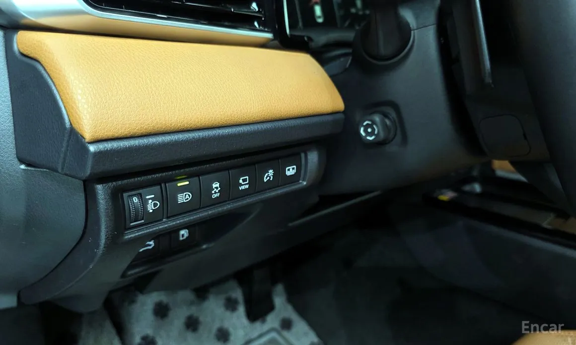 Фото 16 - Toyota Camry