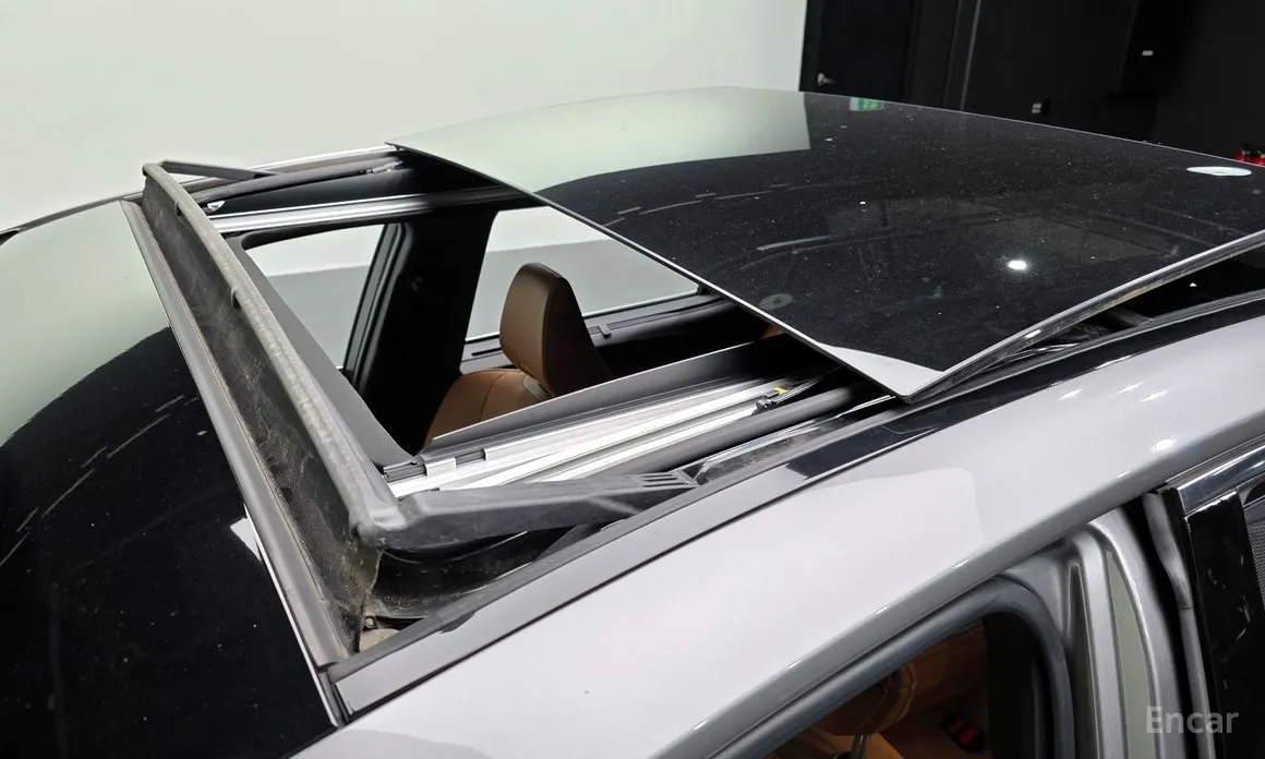 Фото 18 - Toyota Camry