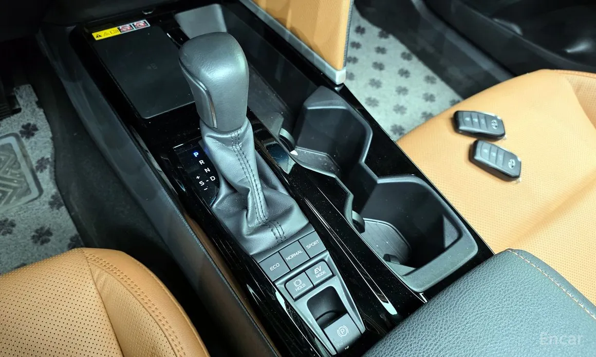 Фото 9 - Toyota Camry