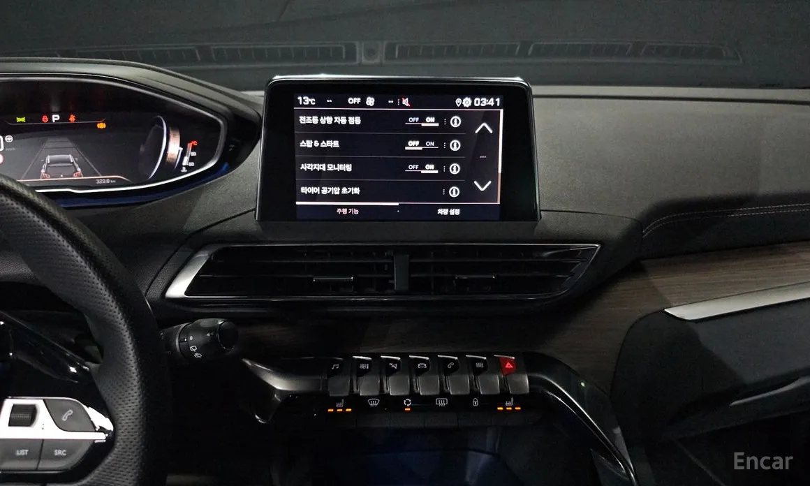 Фото 14 - Peugeot 3008