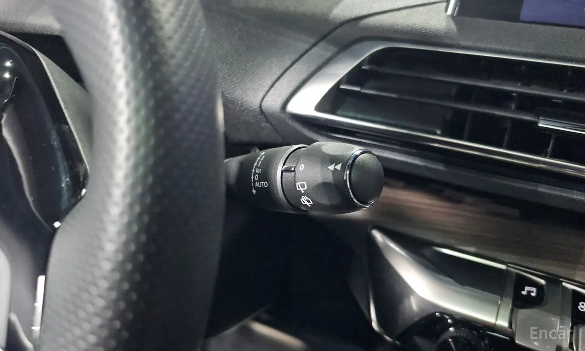 Фото 17 - Peugeot 3008