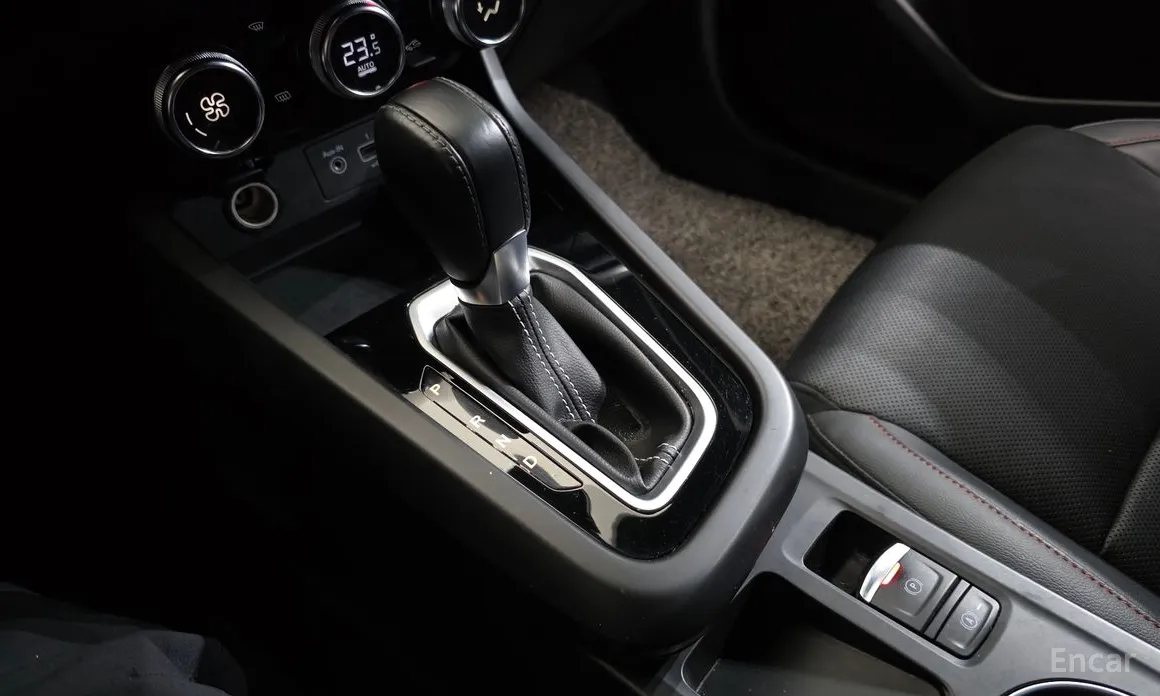 Фото 9 - Renault XM3