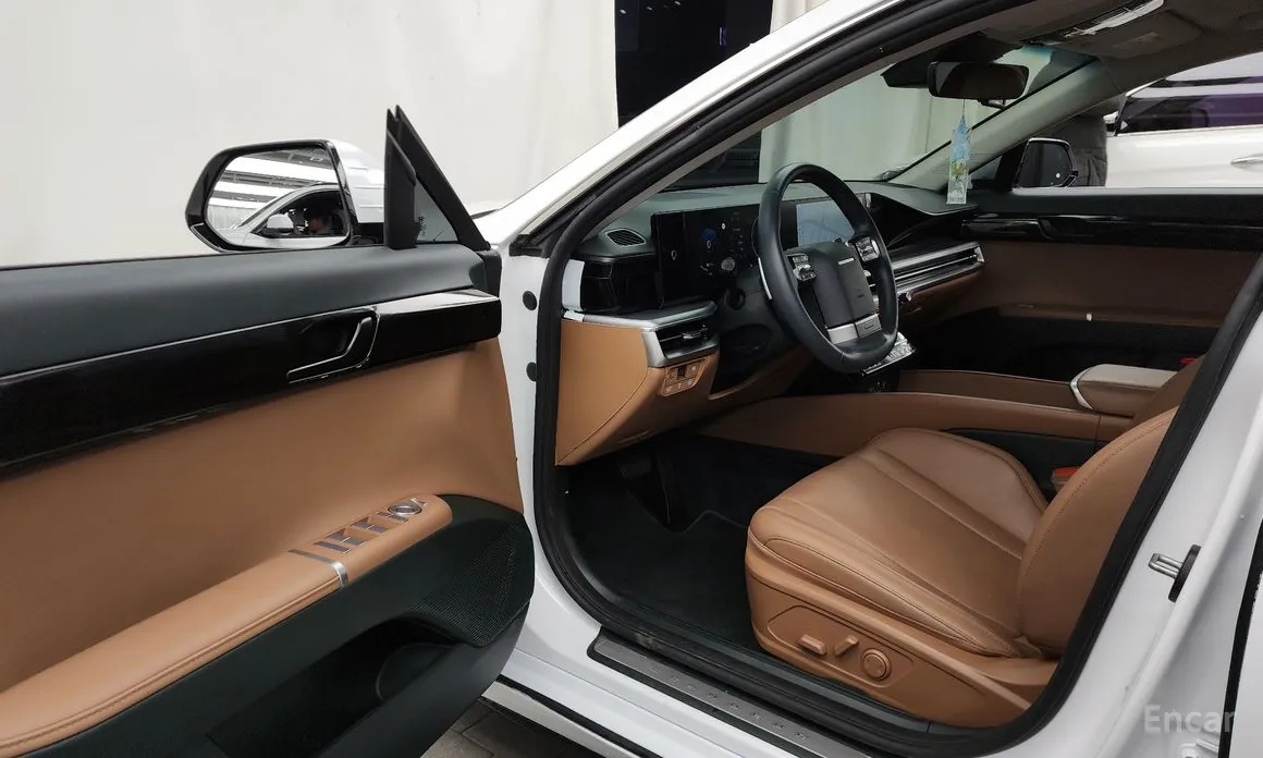 Фото 10 - Hyundai Grandeur