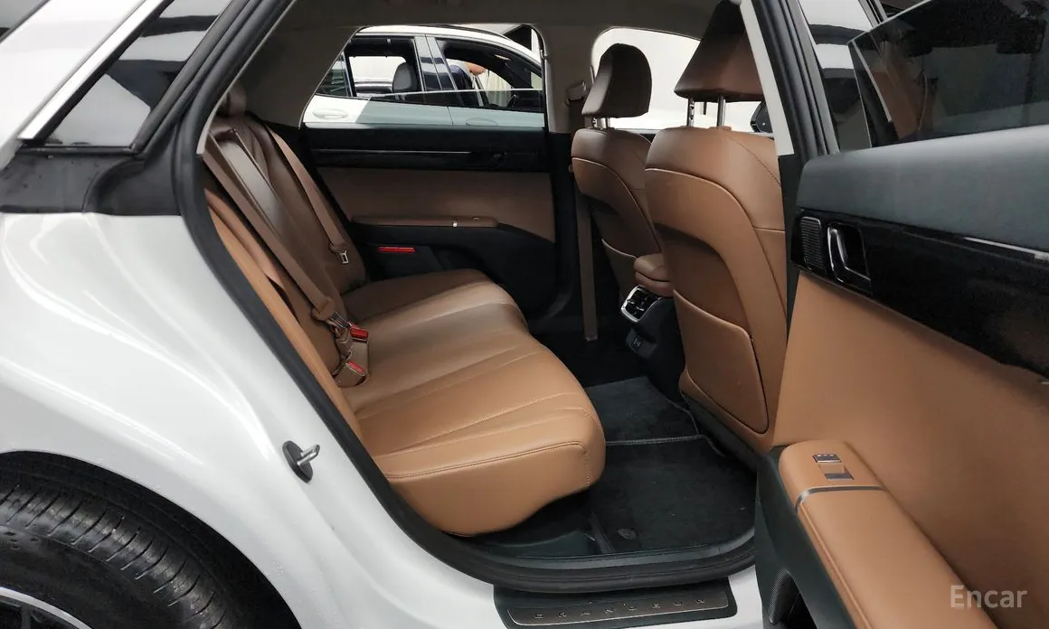 Фото 12 - Hyundai Grandeur