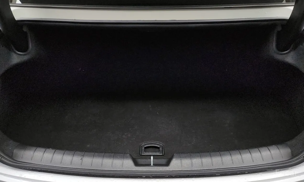 Фото 20 - Hyundai Grandeur