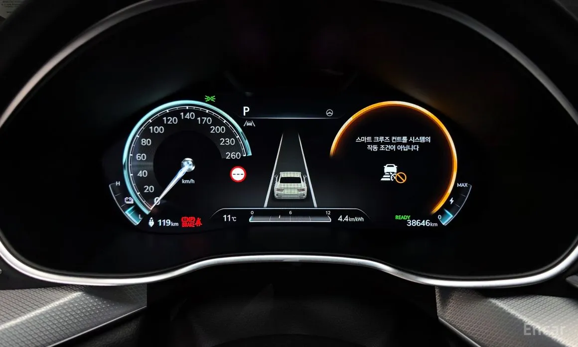 Фото 8 - Genesis G80