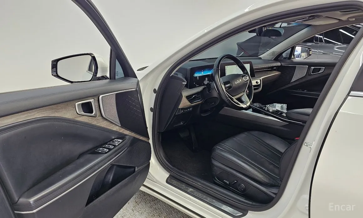 Фото 10 - Kia K8