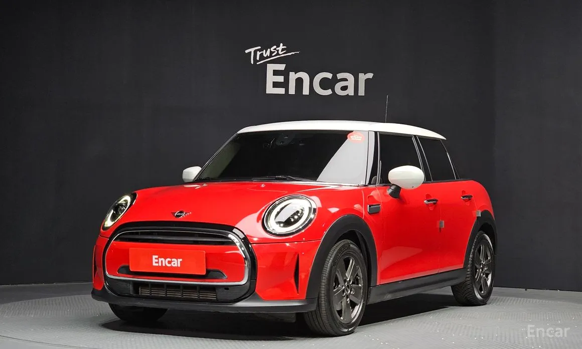 Фото 1 - Mini Cooper