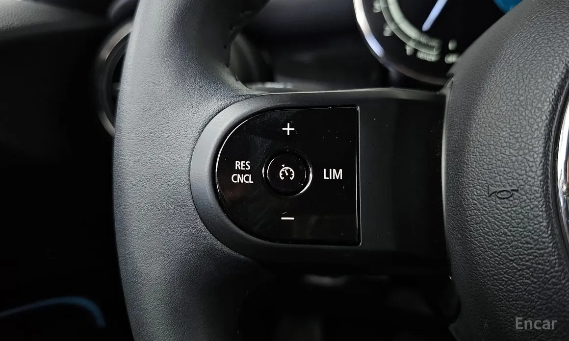 Фото 18 - Mini Cooper