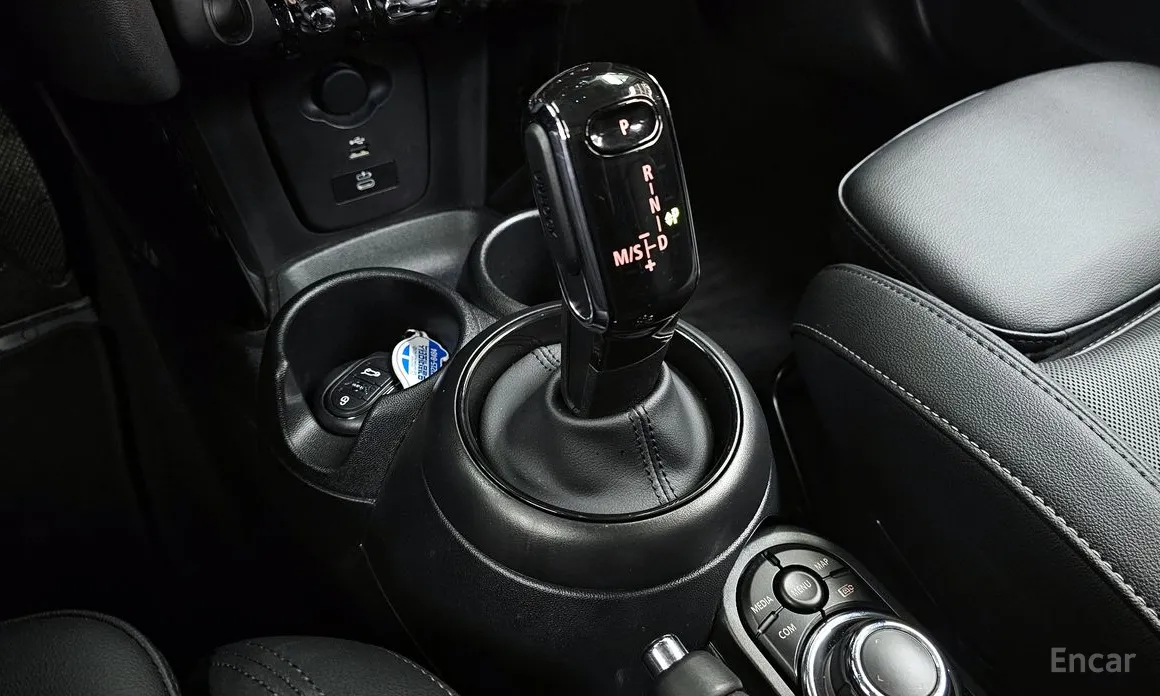 Фото 9 - Mini Cooper