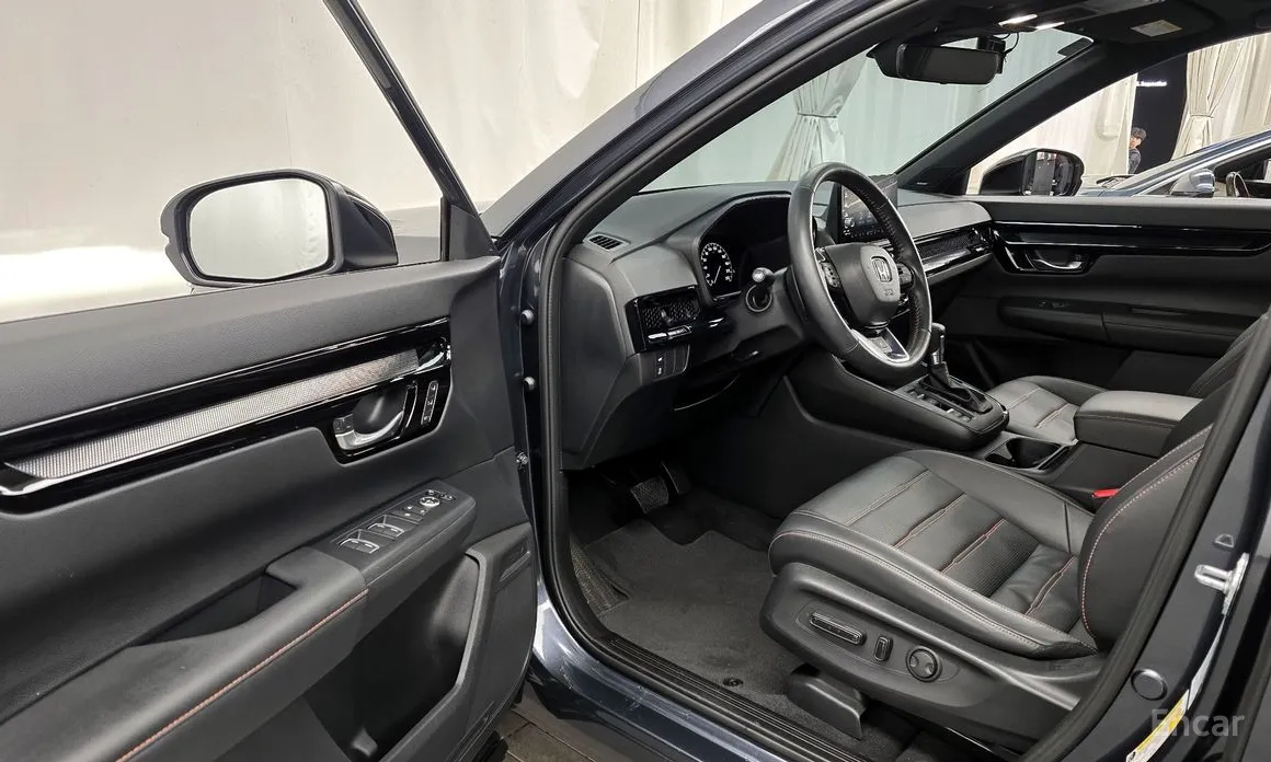 Фото 10 - Honda CR-V