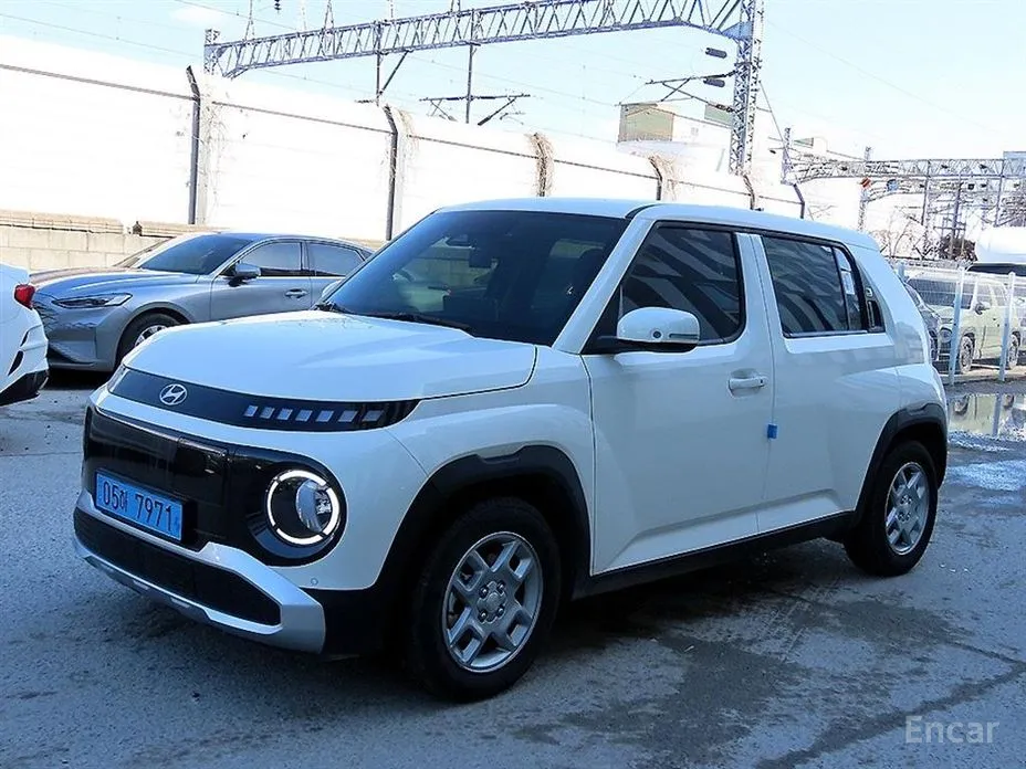 Photo 2 - Hyundai Casper