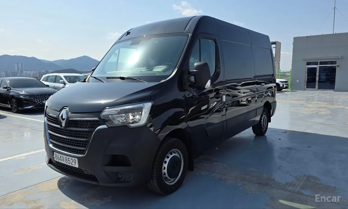 Фото 2 - Renault Master