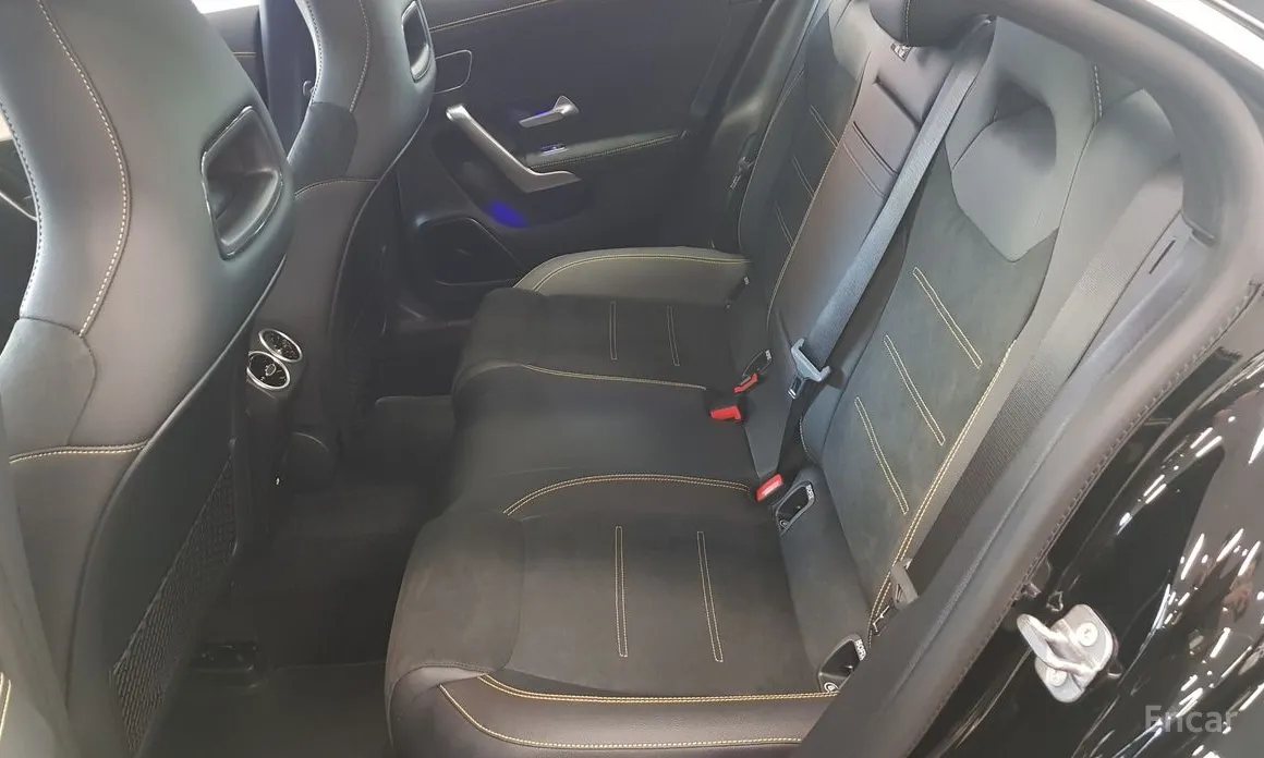 Фото 10 - Mercedes-Benz CLA-Class