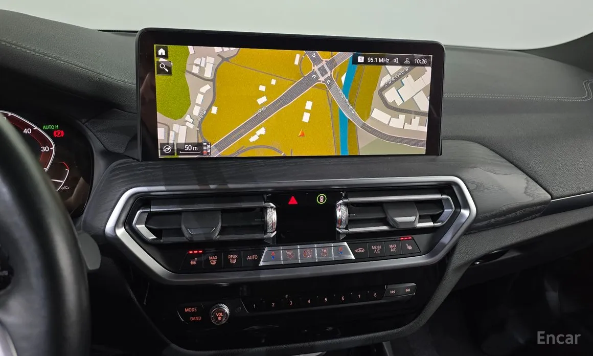 Фото 14 - BMW iX3