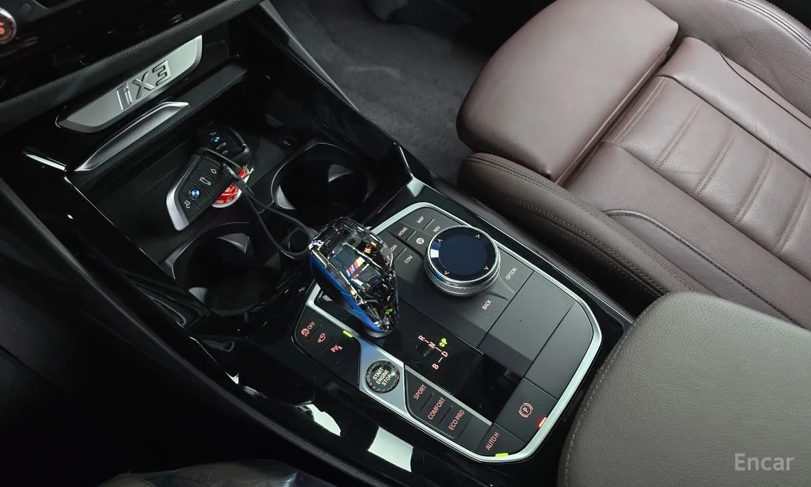 Фото 9 - BMW iX3