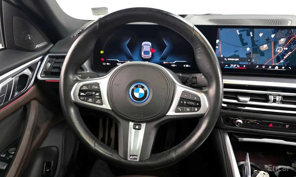 Фото 13 - BMW i4