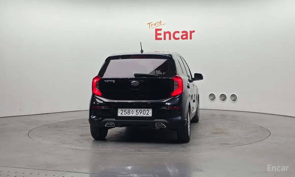 Фото 4 - Kia Morning