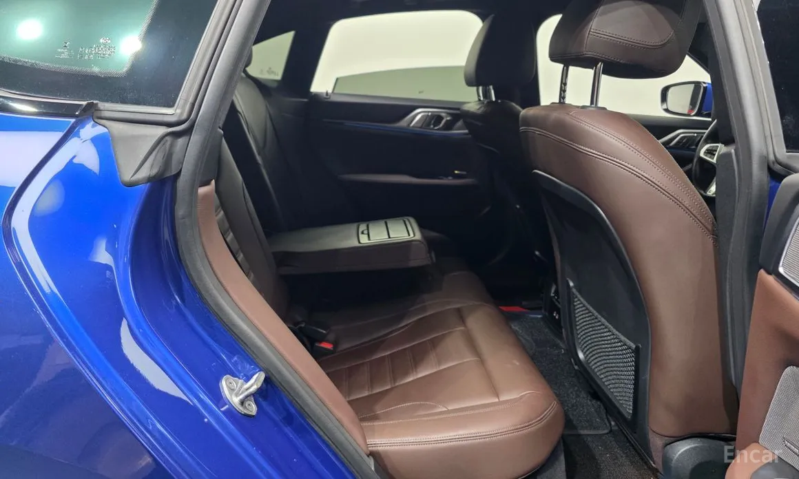 Фото 12 - BMW i4