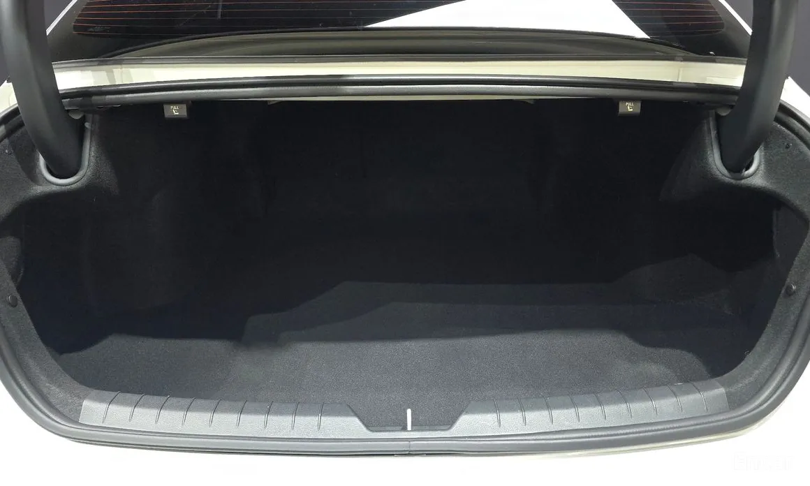 Фото 20 - Kia K5