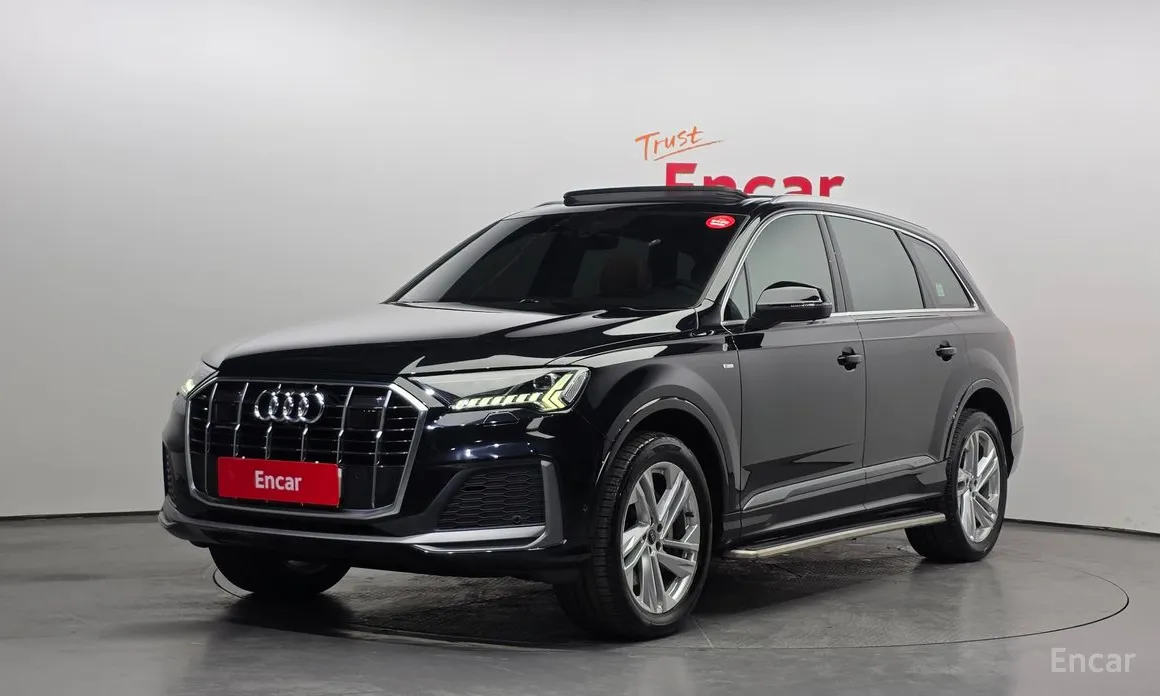 Фото 1 - Audi Q7