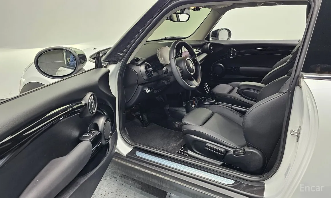 Фото 10 - Mini Cooper