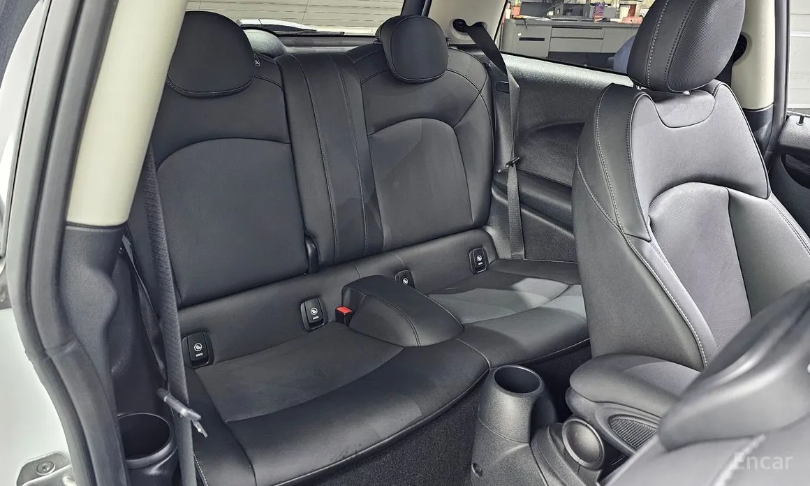 Фото 12 - Mini Cooper