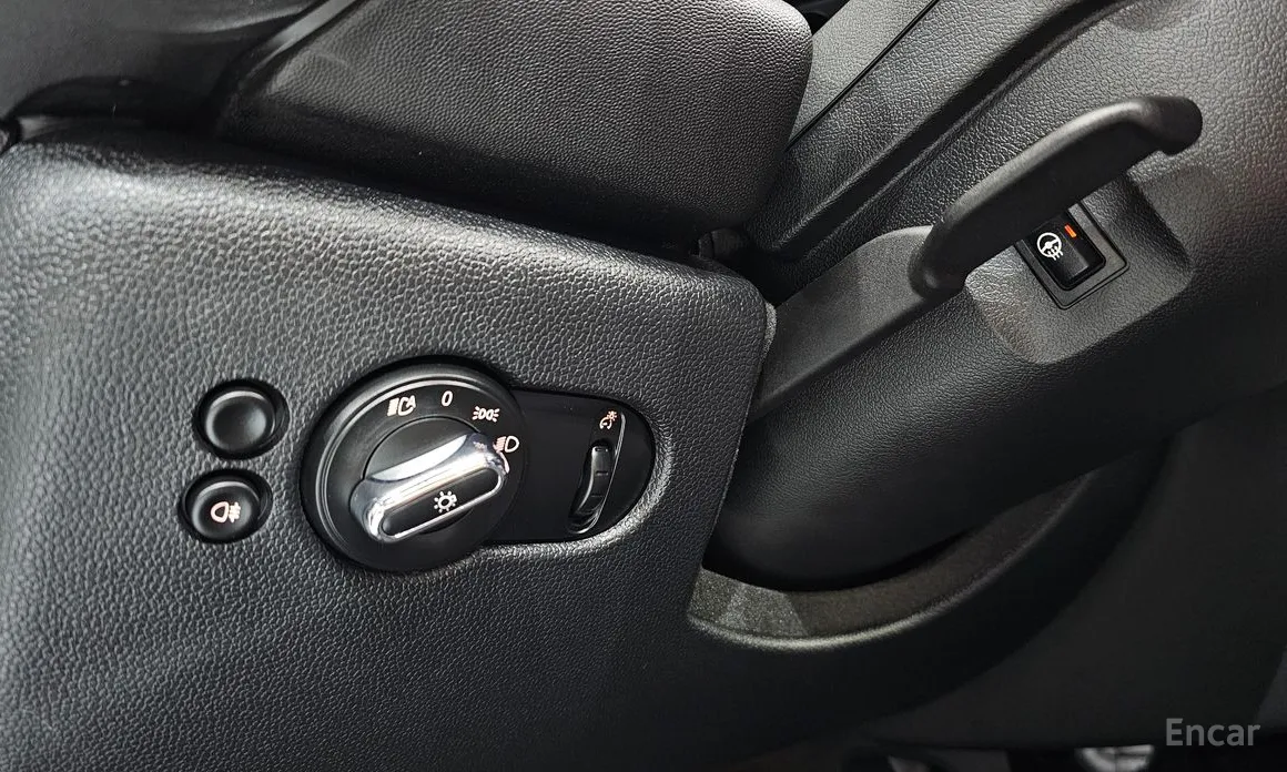 Фото 18 - Mini Cooper