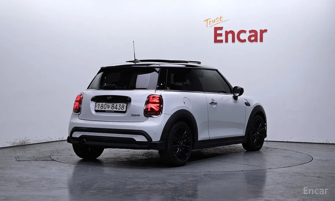 Фото 2 - Mini Cooper