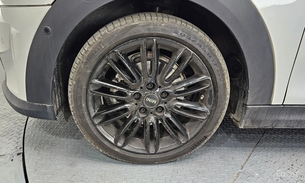 Фото 5 - Mini Cooper