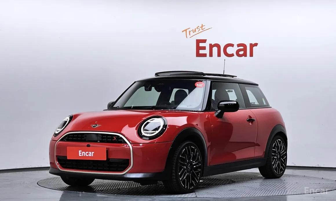 Фото 1 - Mini Cooper