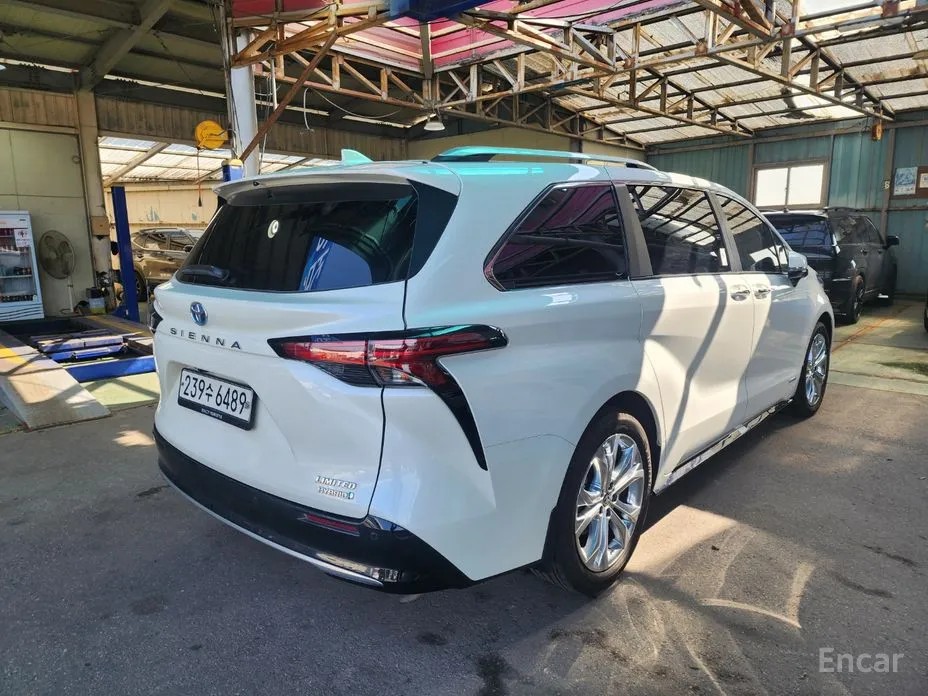 Фото 5 - Toyota Sienna