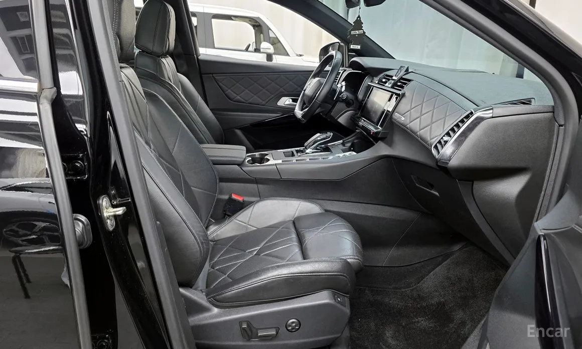 Фото 11 - Citroen DS7