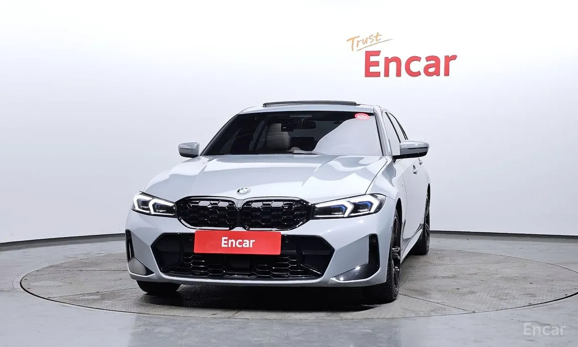 Photo 3 - BMW 3 Series