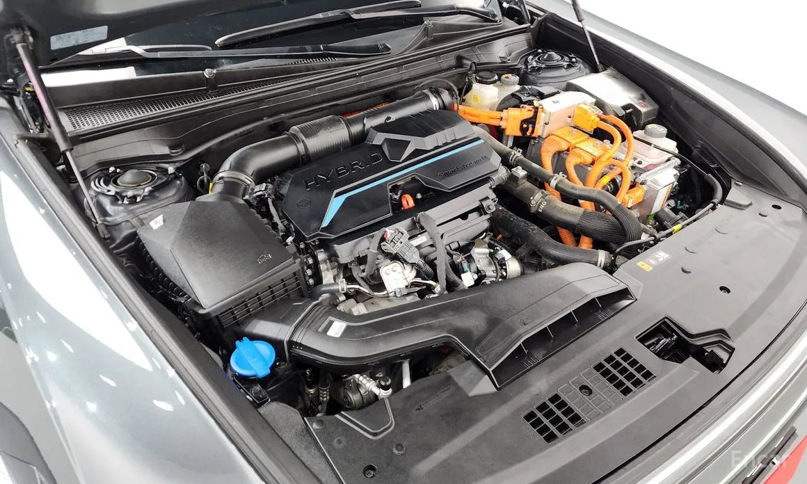 Фото 6 - Hyundai Grandeur