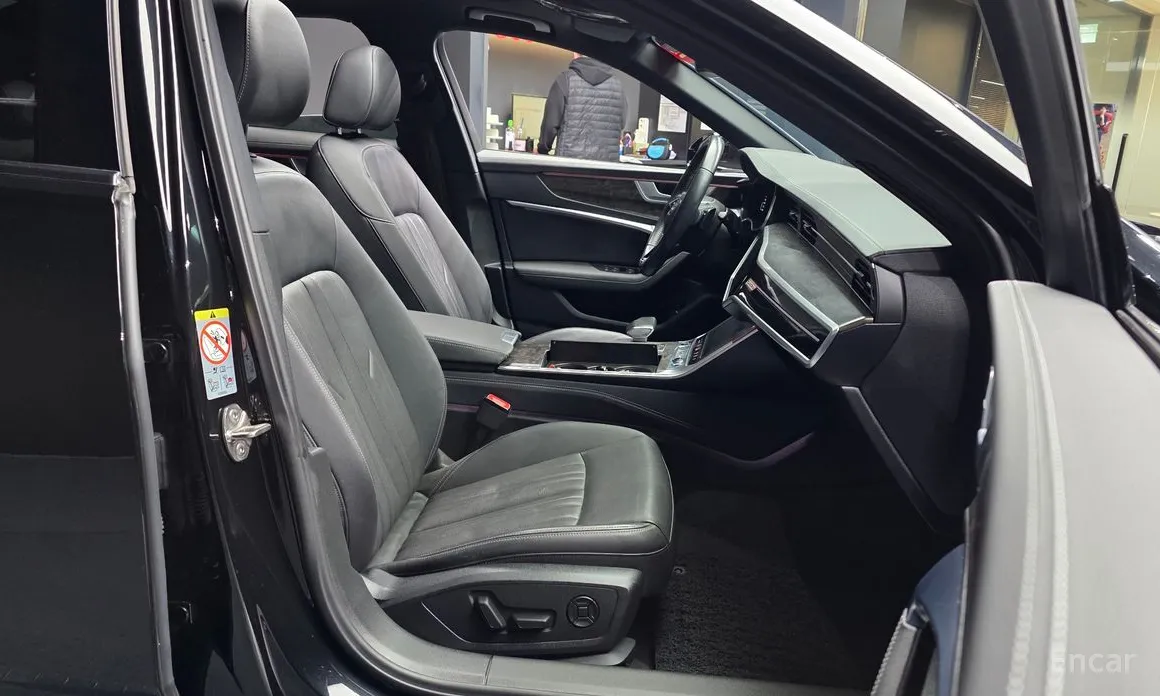 Фото 11 - Audi A6