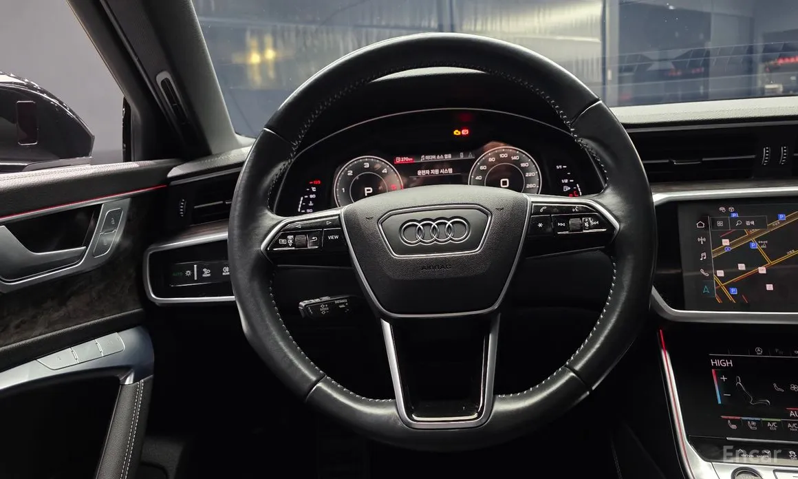 Фото 13 - Audi A6