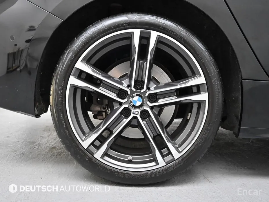 Фото 19 - BMW 1 Series