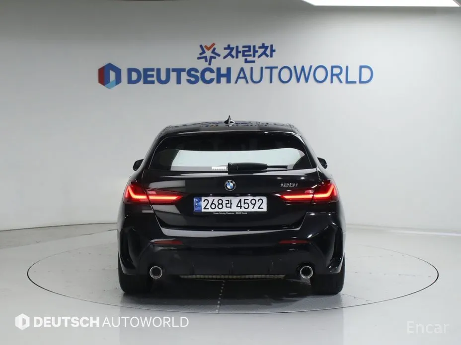 Фото 4 - BMW 1 Series