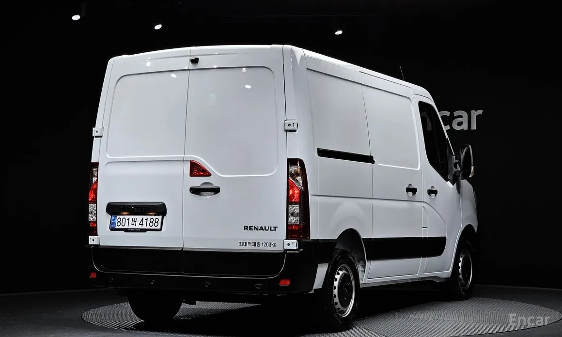 Фото 2 - Renault Master
