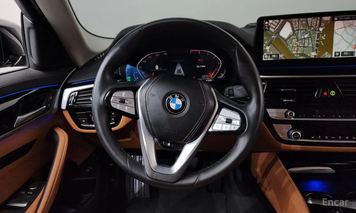 Фото 13 - BMW 5 Series