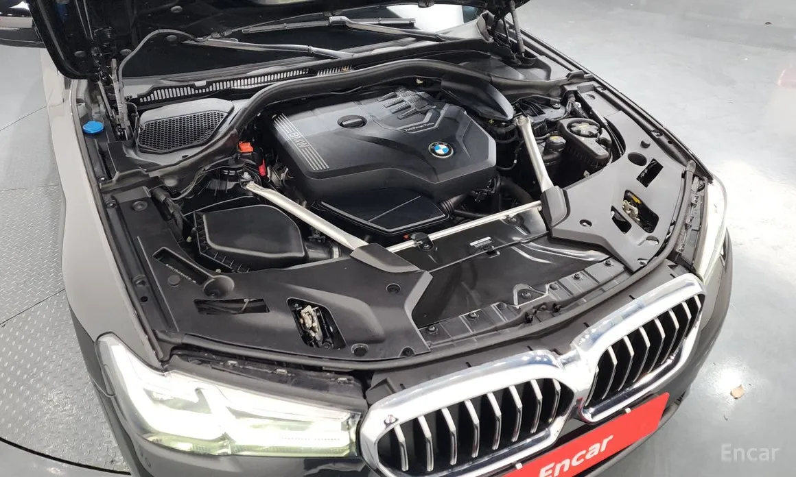 Фото 6 - BMW 5 Series