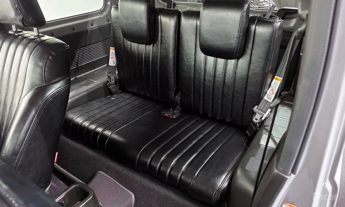 Фото 12 - Suzuki Jimny