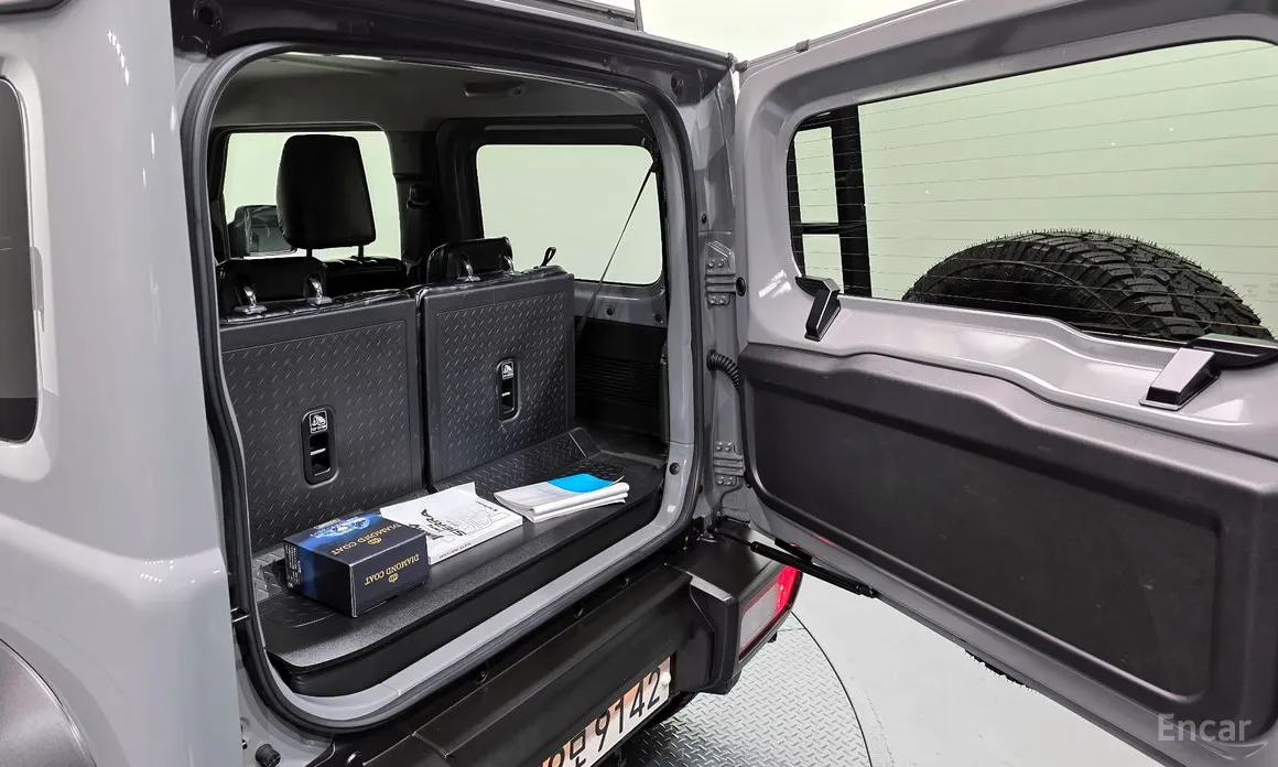 Фото 20 - Suzuki Jimny