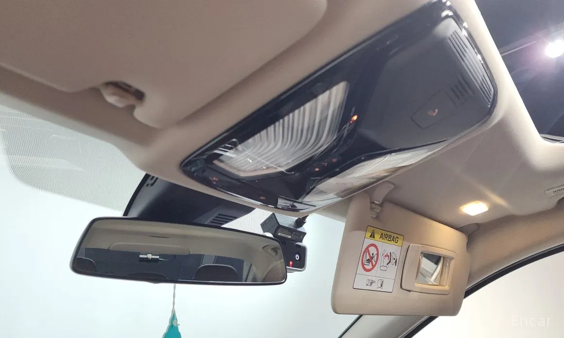 Photo 17 - BMW 3 Series